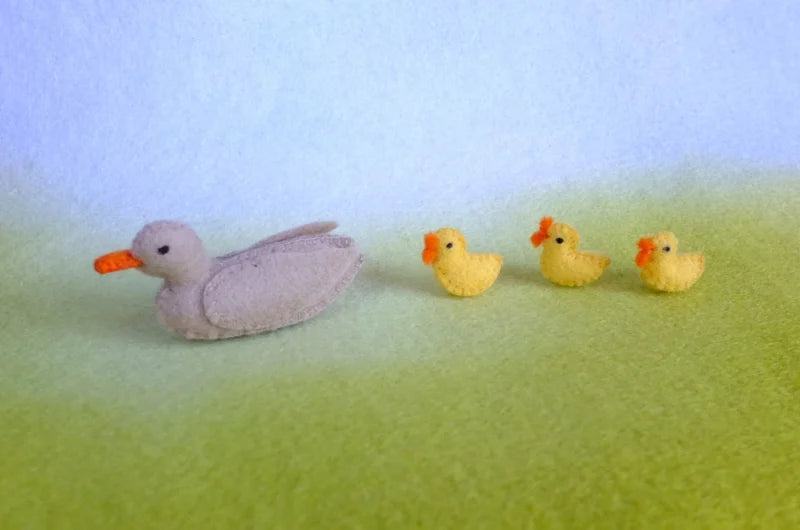 Atelier Pippilotta - Eend met kuikentjes - Zelfmaak pakketje