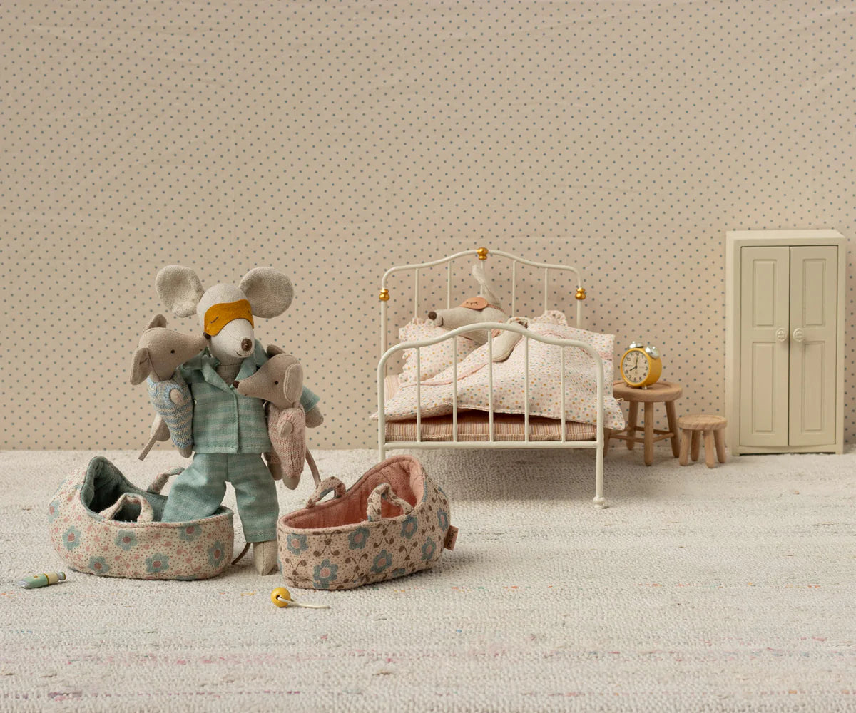 Maileg - Babymuis in draagbedje - Rose