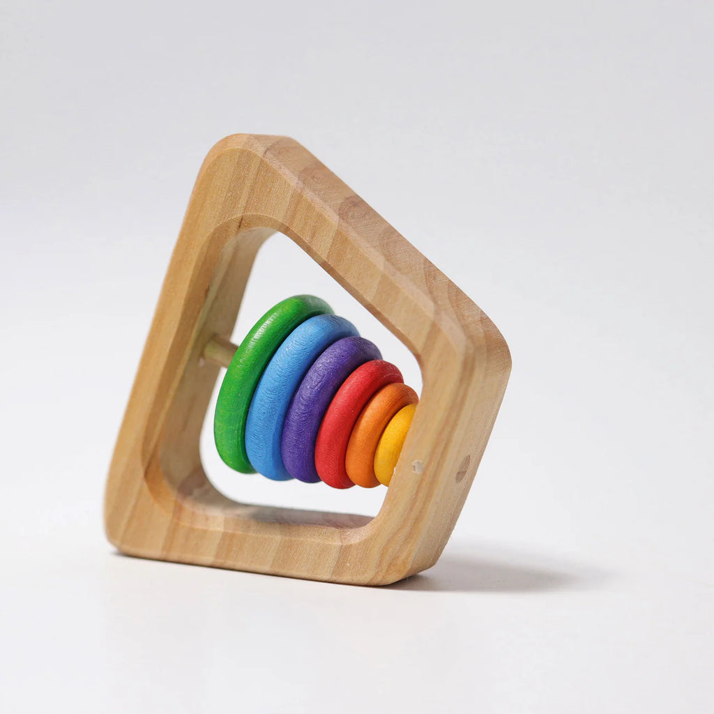 Grimm's - Houten rammelaar/ bijtring - Pyramide